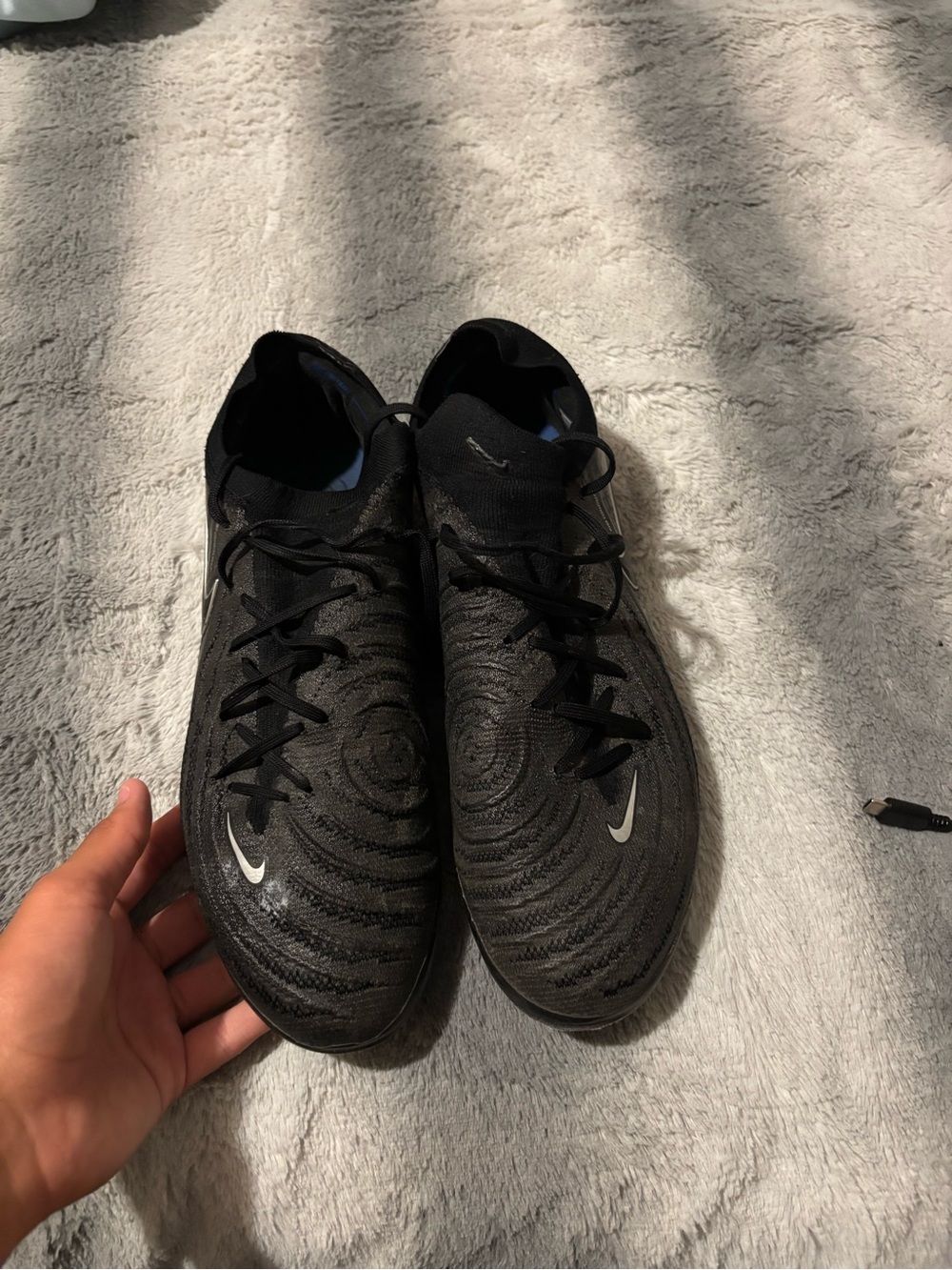 Nike Men’s Black Athletic Soccer Shoes with White Swoosh